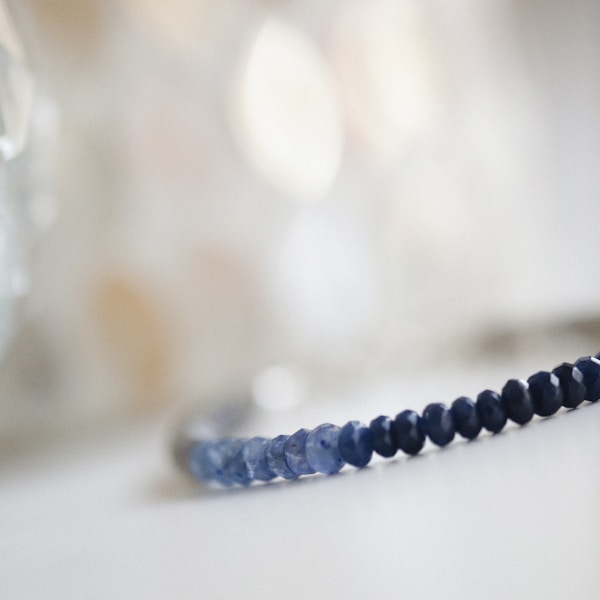 Aquamarine viên đá biển cả